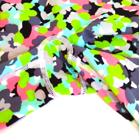 Spanx High Waisted Tummy Control Cropped Leggings Women’s Size Medium - Picture 6 of 10